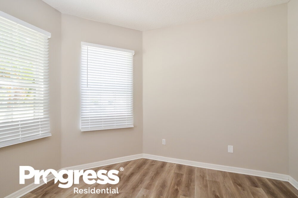 Building Photo - 9924 Autumn Creek Ln