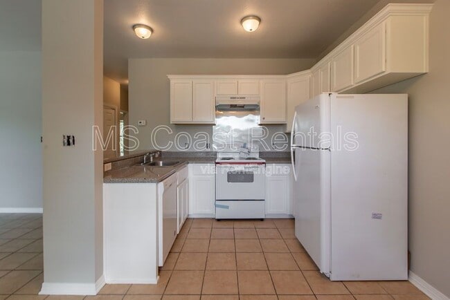 Building Photo - 15815 Adam Rd