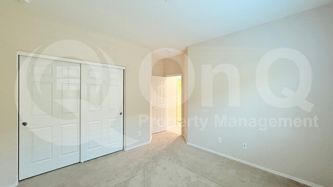 Building Photo - 6613 W Sonoma Way