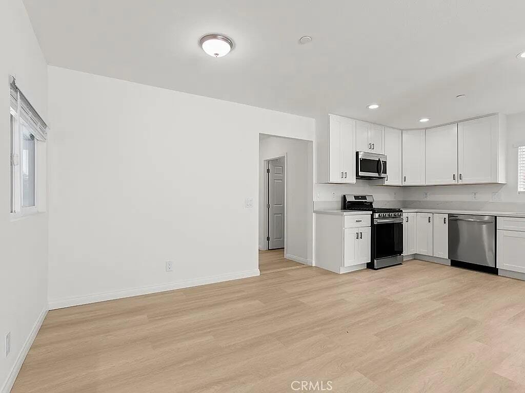 Building Photo - 11821 Wutzke St