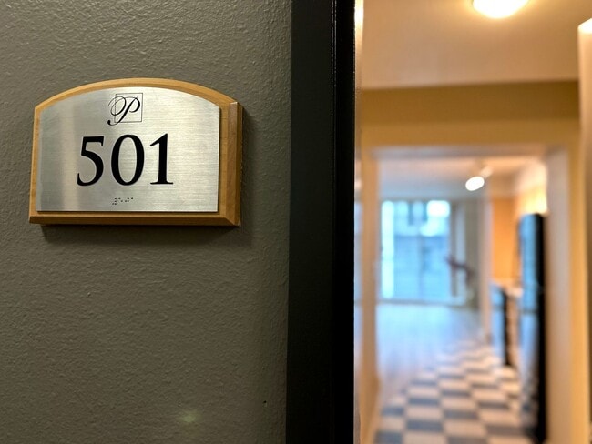 Building Photo - Downtown Bellevue Studio with Balcony, In-...