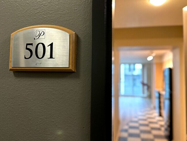 Building Photo - Downtown Bellevue Studio with Balcony, In-Unit Laundry & Amenities