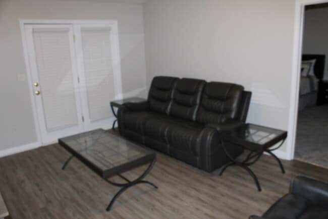 Building Photo - Fully Furnished Columbia County Rental