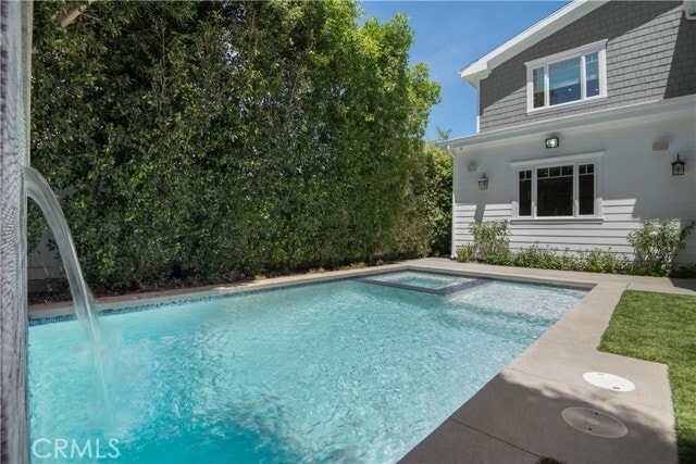 Building Photo - 5111 Greenbush Ave