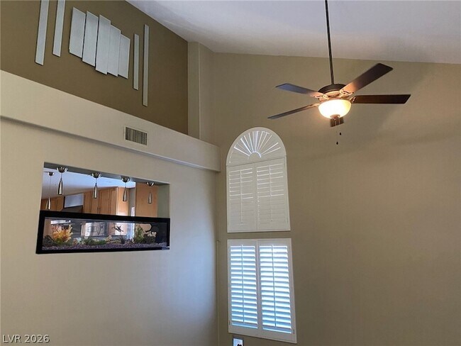 Building Photo - 2817 Via Avanti St