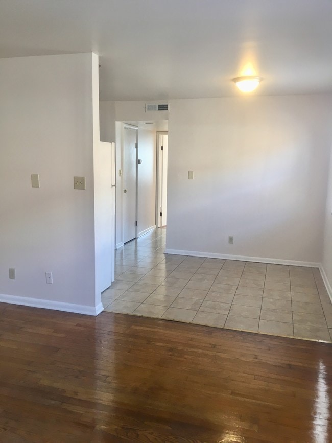 Building Photo - Markwood Terrace Apartments