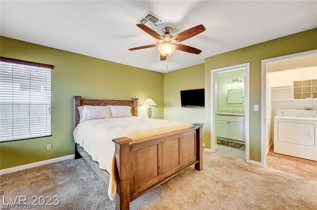 Building Photo - 760 Thousand Oaks Dr