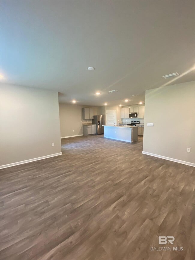 Building Photo - 270 Preston Wy