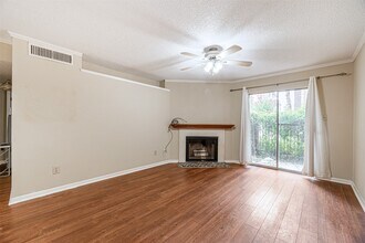 Building Photo - 2121 Hepburn St