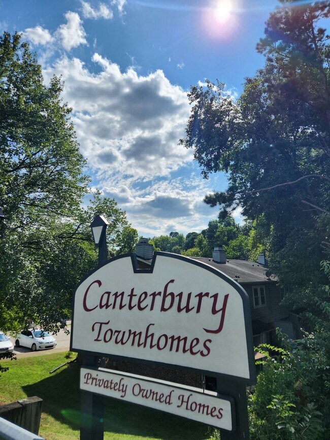 Primary Photo - Canterbury Townhomes