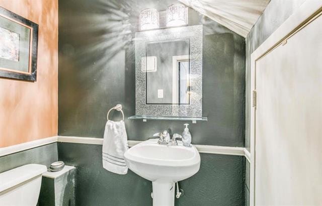 Building Photo - 5030 Lahoma St