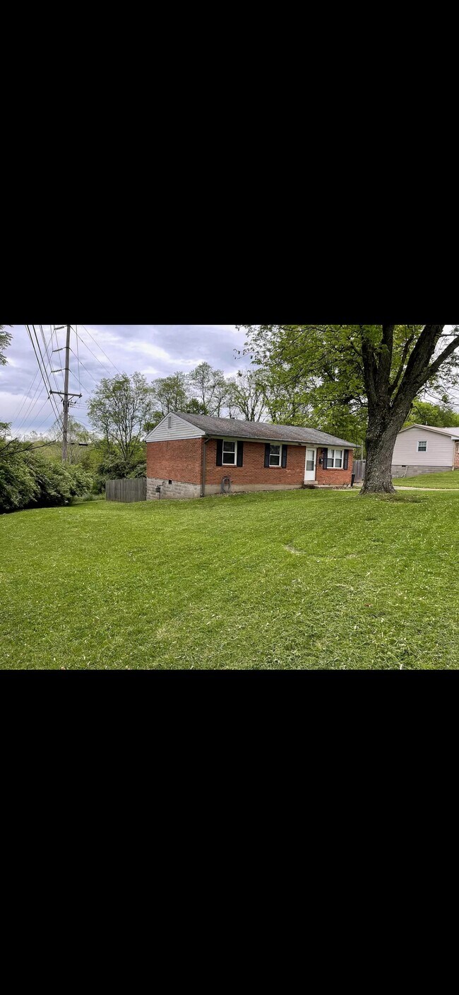 Building Photo - 1308 Maverick Trail