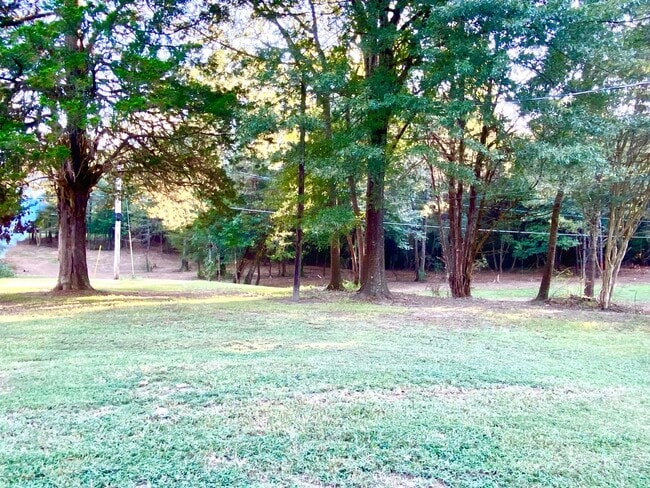 Building Photo - North Tupelo Single Family House