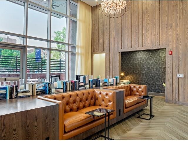 Building Photo - 2 bedroom in Dallas TX 75202