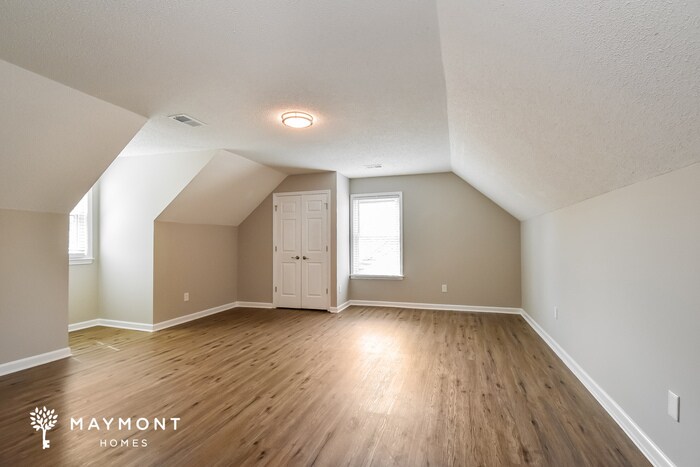 Building Photo - 7486 Hedgington Dr