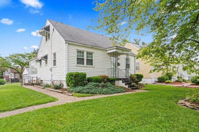 Primary Photo - Beautiful renovated home in Schnitzelburg