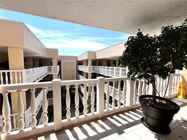 Building Photo - 6650 Sunset Way