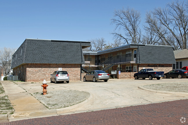 Primary Photo - Cimarron Courts