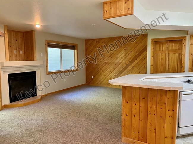 Building Photo - 4545 Wheaton Dr