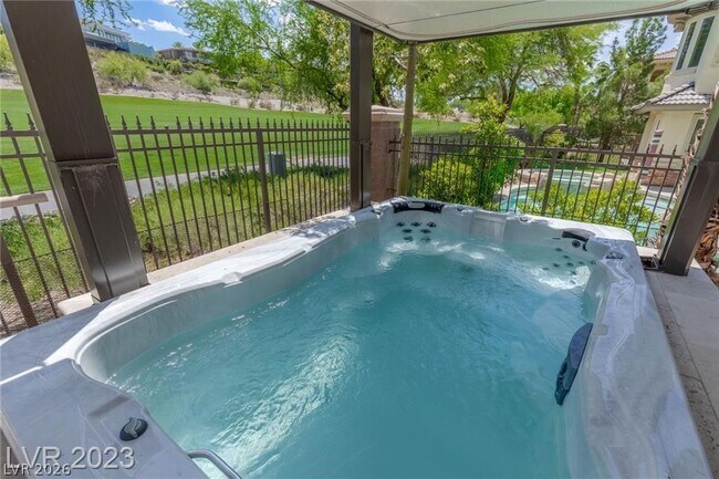 Building Photo - 1447 Foothills Village Dr