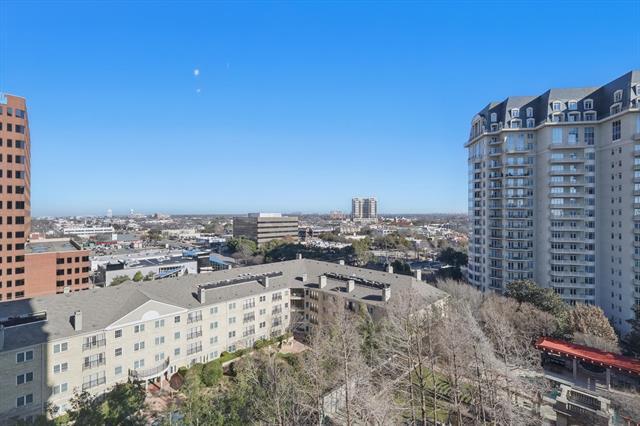 Building Photo - 3401 Lee Pkwy