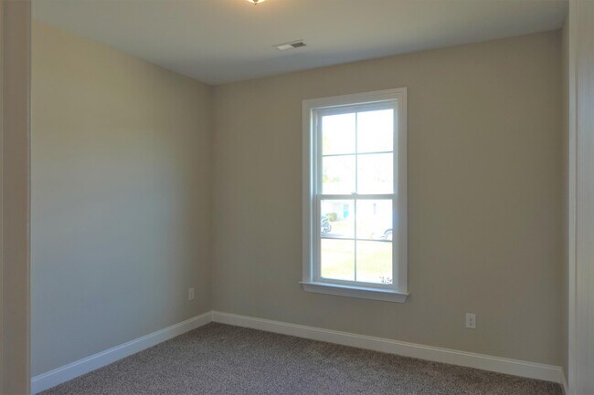 Building Photo - 202 Turkey Trot Rd