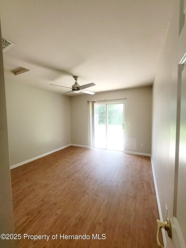 Building Photo - 1163 N Tiger Point