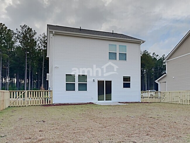 Building Photo - 334 Azore Way