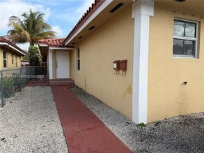 Building Photo - 4761 NW Flagler Terrace