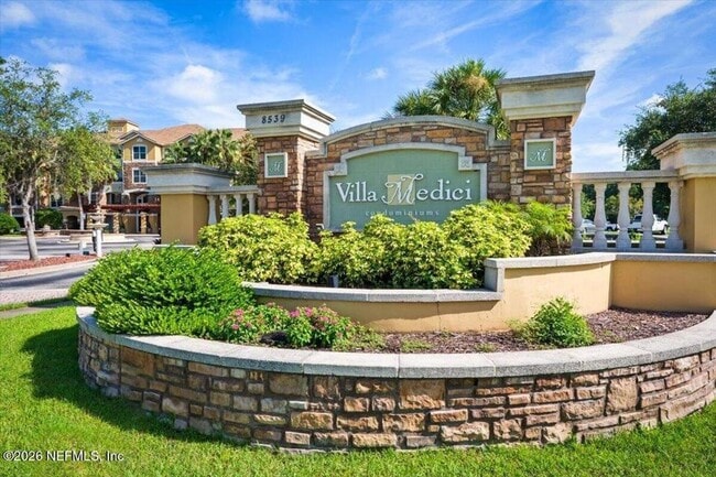 Building Photo - Spacious 3BR/2BA Gated Condo with Resort-Style Amenities!