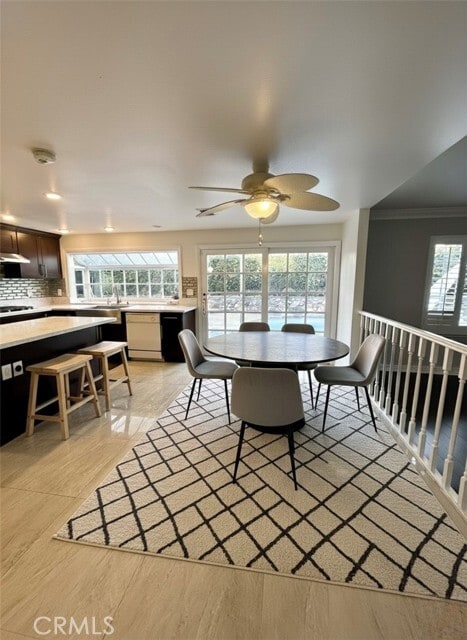 Building Photo - 213 E Borromeo Ave