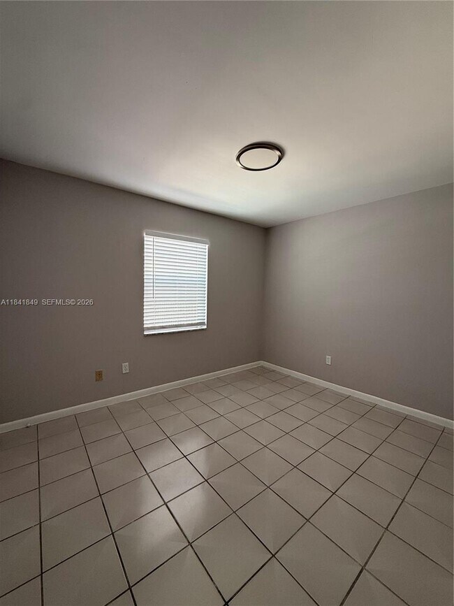 Building Photo - 6820 W Flagler St