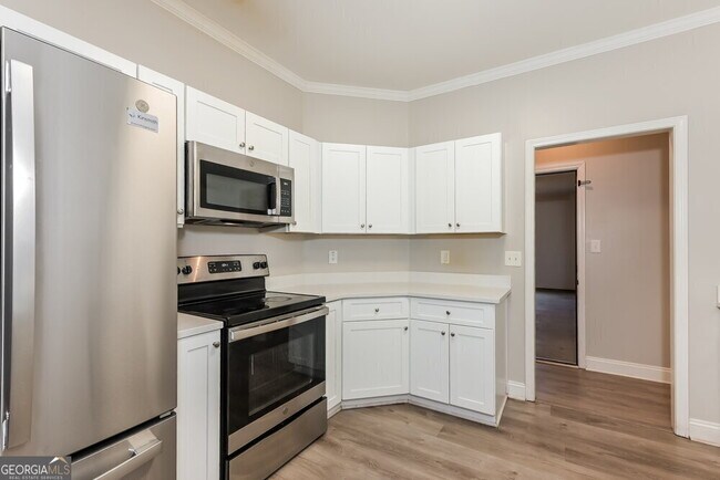 Building Photo - 3706 Weeping Way SW