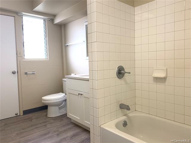 Building Photo - 1438 Liliha St