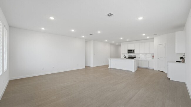 Building Photo - 2657 Gallic Rooster