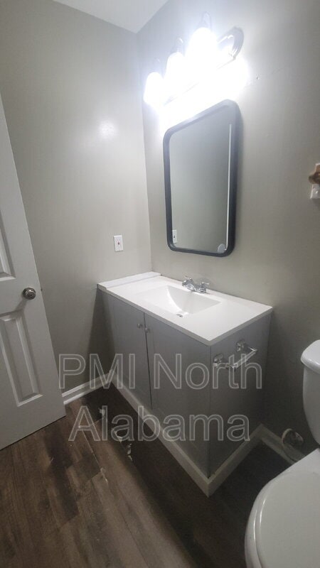 Building Photo - 4428 Bonnell Dr NW