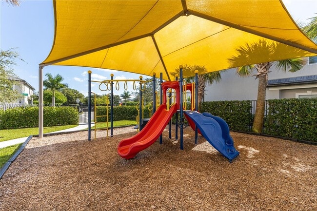 Building Photo - 2917 Olivia Ave