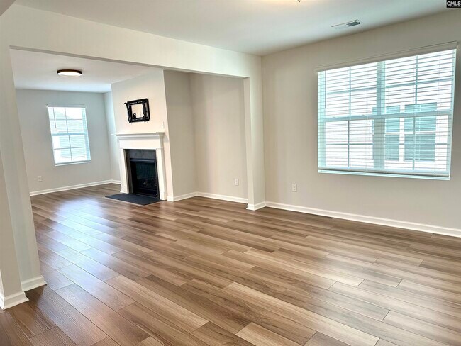 Building Photo - 401 Eclipse Ln