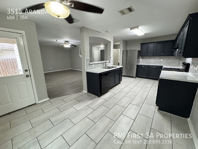 Building Photo - Beautiful 4-Bedroom, 2.5-Bathroom Home wit...