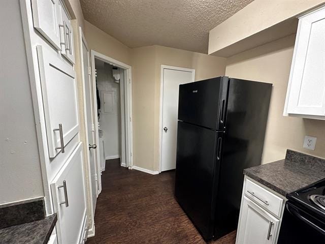 Building Photo - 9696 Walnut St