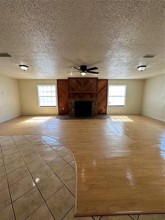Building Photo - 5907 NW 65th Pl
