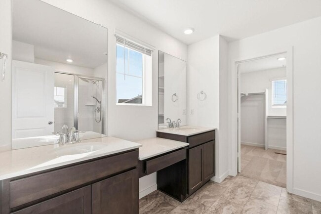 Building Photo - 4322 Fellows Dr