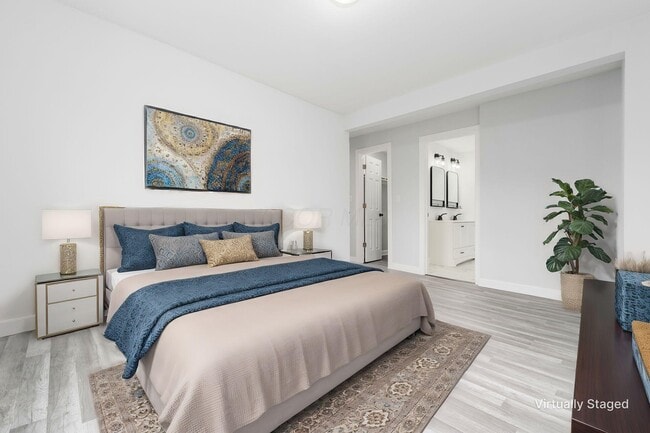 Building Photo - 905 Carpenter St