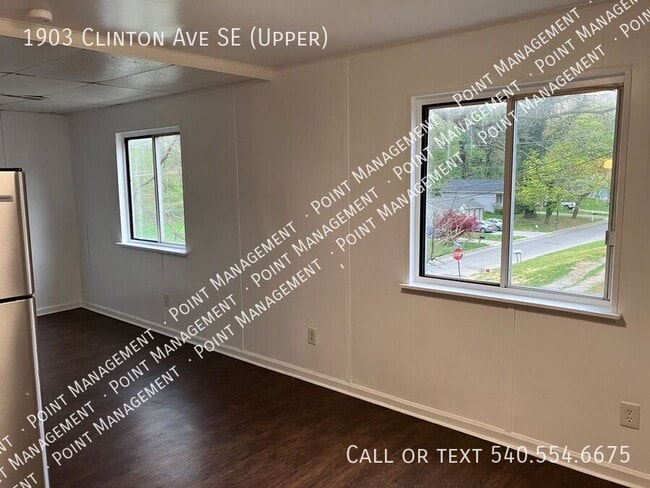 Building Photo - 1903 Clinton Ave SE