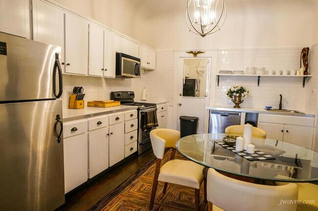 Building Photo - 1347 McAllister St