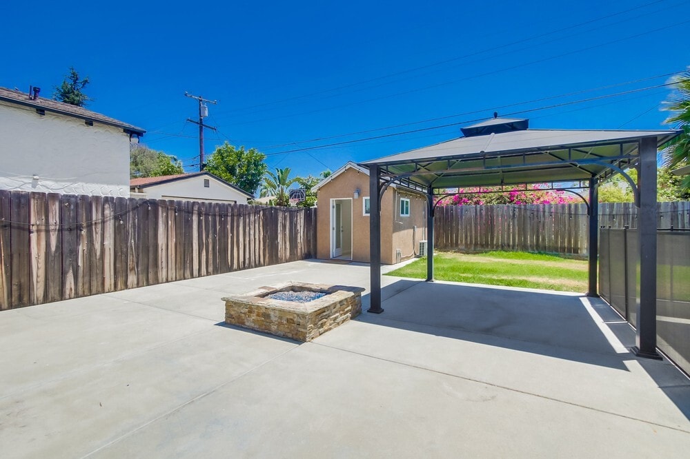 Building Photo - 4747 Rolando Blvd