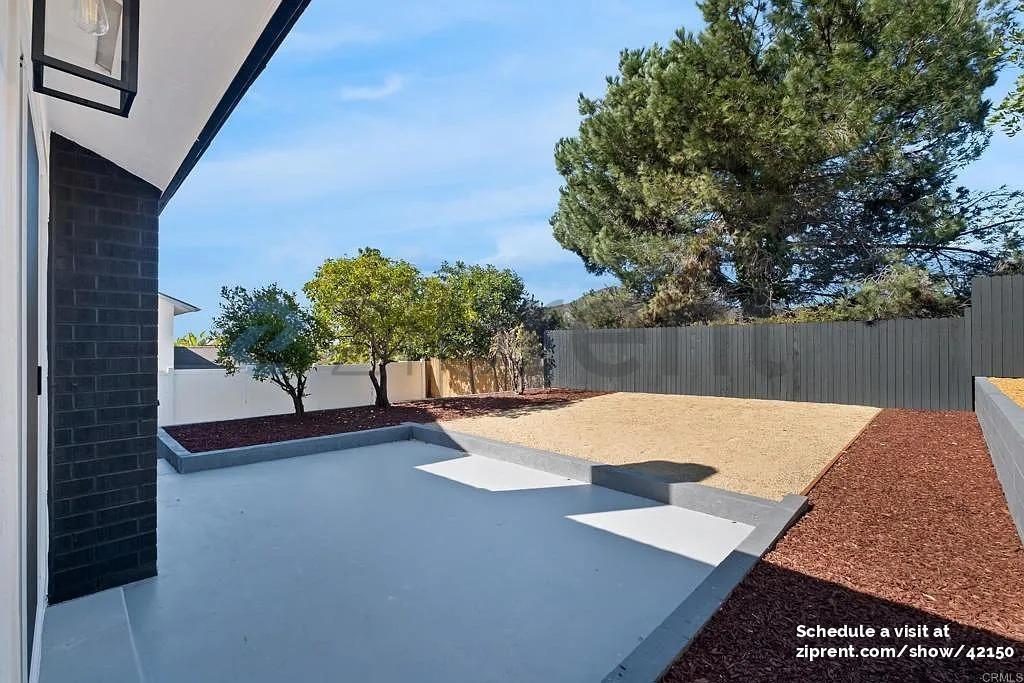 Building Photo - 6752 Maury Dr