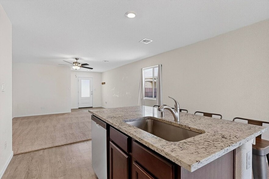 Building Photo - 3892 Hernandez St SW