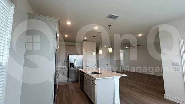 Building Photo - 244 Kistler Dr