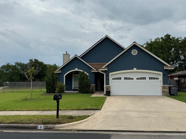 Primary Photo - Gorgeous Home in Fleetwood!